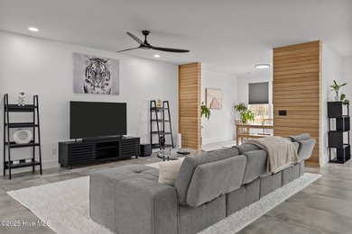 Jaw-dropping luxury meets exceptional investment potential in - photo 7