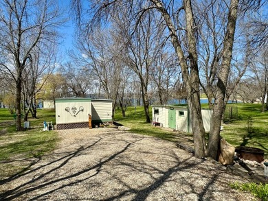 A charming hideaway on Roykota Bay - Lake City, SD! Located just - photo 3