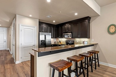 Lakefront living at The Waters at Horseshoe Bay Resort in this - photo 6