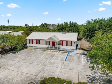 Here is a rare opportunity to acquire a fully built-out - photo 6