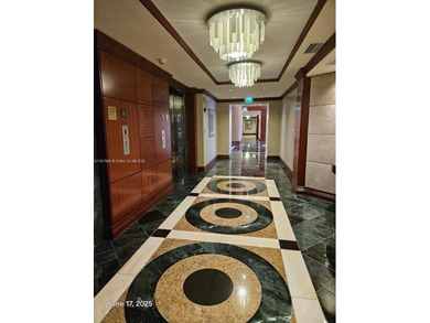 Immaculate apartment located in the best location of Aventura