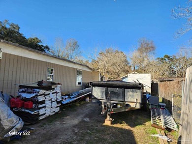 Location! Location! Location! Situated just off 9 Mile Rd. in an - photo 4