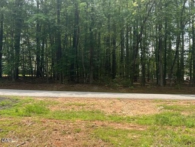 Gorgeous residential lot in the coveted gated community of Lake - photo 2