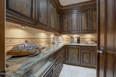 SELLER FINANCE OPTION AVALIABLE! Welcome to the palatial Casa