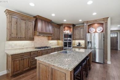 Welcome home to this stunning 5-bedroom plus den home - photo 12