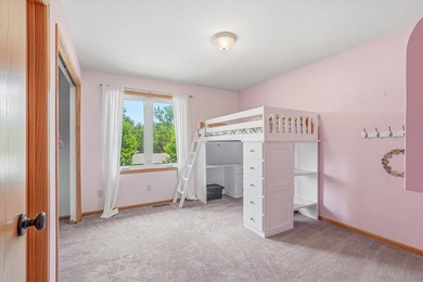 Move right into this beautifully maintained home located on a - photo 14