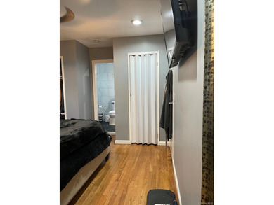 Welcome to your own private retreat. Situated on a quiet dead - photo 19