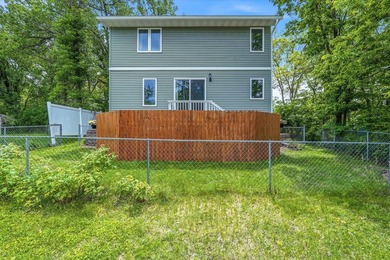 Move right into this beautifully maintained home located on a - photo 21