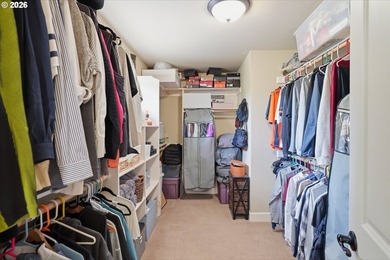 Welcome home to this stunning 5-bedroom plus den home - photo 29