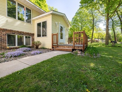 Discover tranquility in the Heart of the Lakes! Situated on a - photo 2