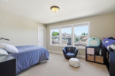 Welcome home to this stunning 5-bedroom plus den home - photo 32