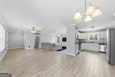 Welcome to 203 Tiffany Circle in beautiful St. Marys, Georgia! - photo 5