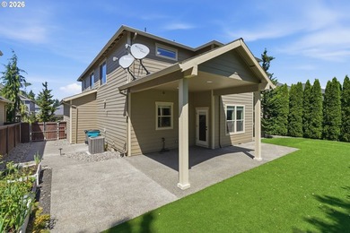 Welcome home to this stunning 5-bedroom plus den home - photo 42