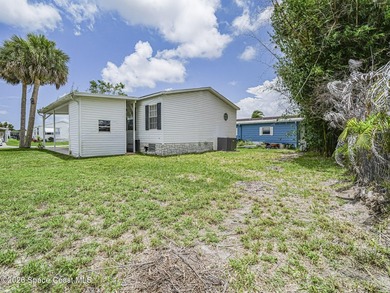 Affordable Florida living! This well-maintained 2006 model - photo 5