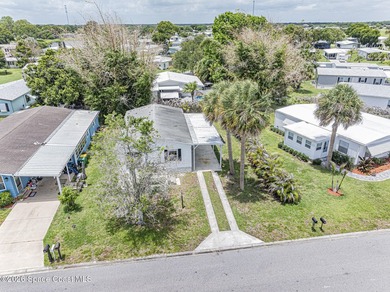 Affordable Florida living! This well-maintained 2006 model - photo 6