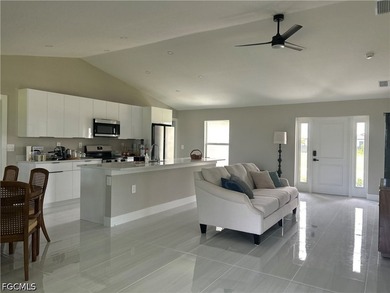 Amazing Value 2026 Home with Stunning Views! Experience - photo 11