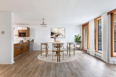 Nestled between Pine Point and Old Orchard Beach pier, this