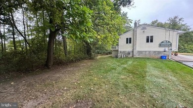 Price Reduction! Located on the lake. Here is your opportunity - photo 14