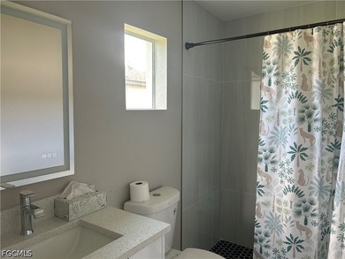 Amazing Value 2026 Home with Stunning Views! Experience - photo 16