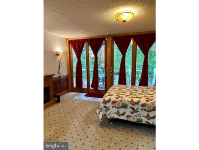 Price Reduction! Located on the lake. Here is your opportunity - photo 25