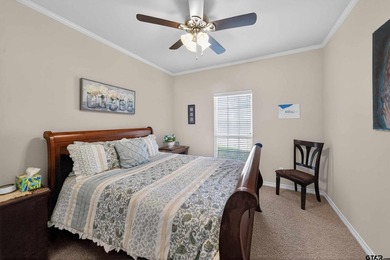 This beautifully maintained 4-bedroom, 2-bath traditional brick - photo 23