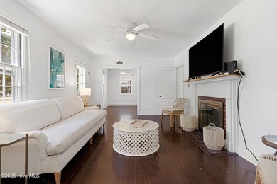 Classic cottage located in Morehead City, just a few blocks from - photo 5