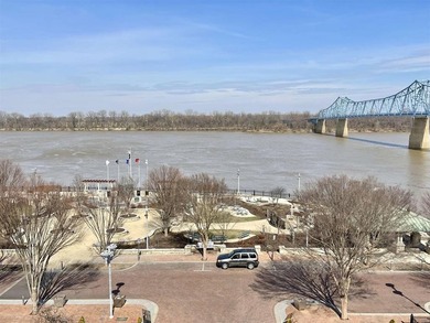 Welcome to the Downtown Block of 2nd and Daviess Street where - photo 7