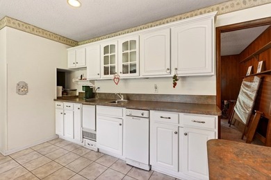 Tucked away on 10.08 beautiful acres, this 4 bedroom, 2 bath - photo 11
