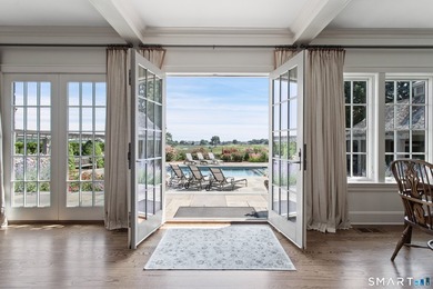 Stunning European-style mini-estate where rolling golf course - photo 14