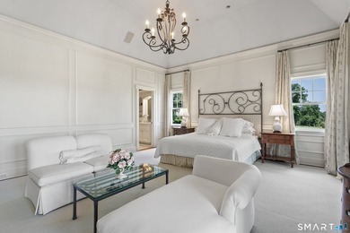 Stunning European-style mini-estate where rolling golf course - photo 18