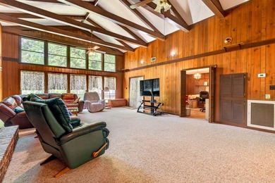 Tucked away on 10.08 beautiful acres, this 4 bedroom, 2 bath - photo 18