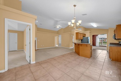 Looking for a great home in a prime location, look no further! - photo 19
