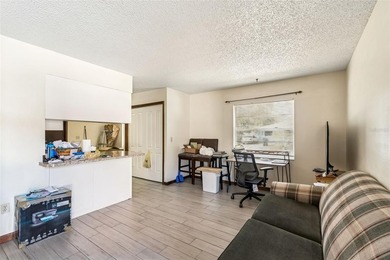 An outstanding opportunity to acquire two duplexes totaling four - photo 5