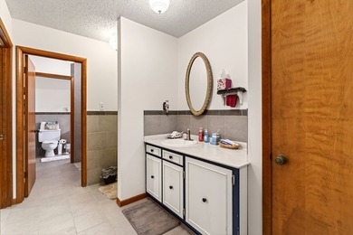 Tucked away on 10.08 beautiful acres, this 4 bedroom, 2 bath - photo 36