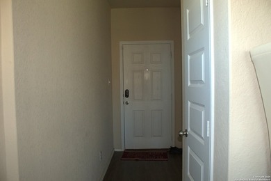 THIS HOME QUALIFIES FOR ZERO DOWN PAYMENT! Cute as a Button - - photo 4