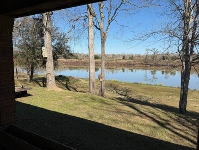 Nestled along the banks of the Atchafalaya River in the heart of - photo 10