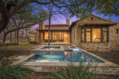 Enjoy sophisticated Hill Country living in this beautifully - photo 2