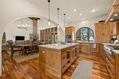 Enjoy sophisticated Hill Country living in this beautifully - photo 9