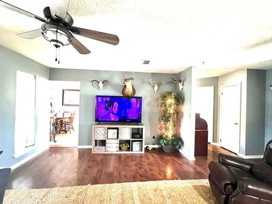 Enjoy lakefront living in Baymeadows with this 4-bedroom home - photo 12