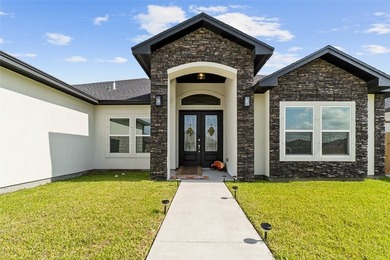 Come and check out this spacious, open concept floor plan with 4 - photo 2