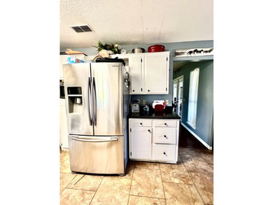 Enjoy lakefront living in Baymeadows with this 4-bedroom home - photo 34