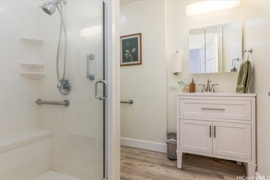 Welcome home to this stunning waterfront townhome in a prime - photo 15