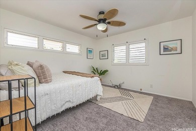 Welcome home to this stunning waterfront townhome in a prime - photo 21