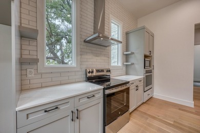 Hill Country Sunsets! Contemporary, clean and fresh. Move In - photo 8