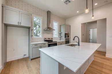 Hill Country Sunsets! Contemporary, clean and fresh. Move In - photo 9