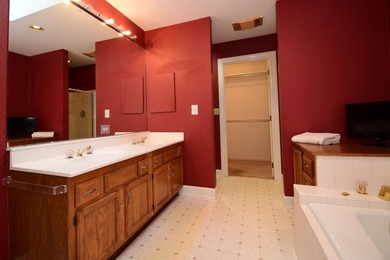 Rare Find! Nicely maintained patio home in Hillendale Commons on - photo 34