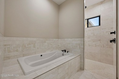 Welcome to Your Luxury Retreat in Talking Rock Ranch. Brand new - photo 35