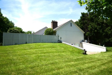 Rare Find! Nicely maintained patio home in Hillendale Commons on - photo 49