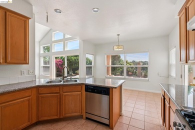 Welcome to 154 Camino Del Sol, located in the sought-after Vista - photo 14