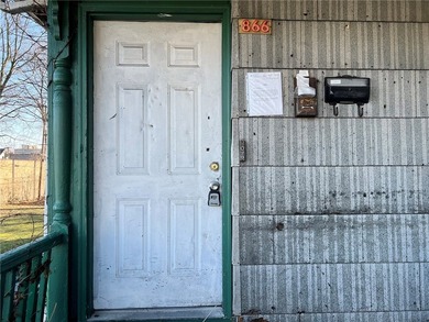 Opportunity Awaits in the City of Rochester! Bring your vision - photo 21